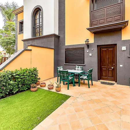 Semesterbostad Townhouse In La Duquesa *