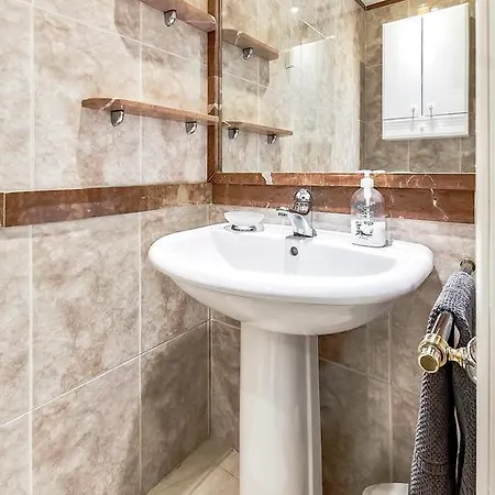 別荘 Townhouse In La Duquesa